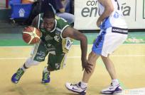 Atenas se recuper ante La Unin