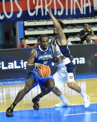 Ac� no se rinde nadie