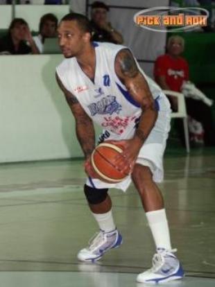 Stanton: �Puedo ser �til en ataque, y m�s en defensa�