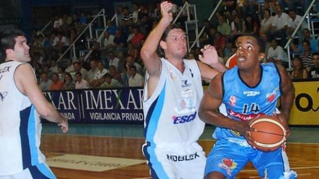 9 de Julio baj� a Sionista en R�o Tercero