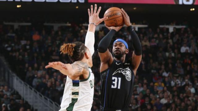 Bucks perdi� y la punta del Este est� en jaque