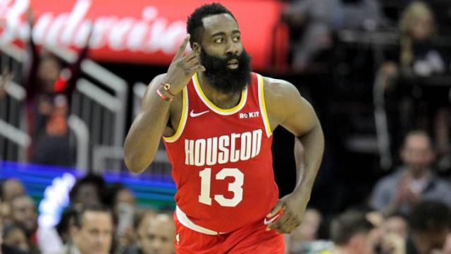 James Harden igual� r�cord de MJ y Big O