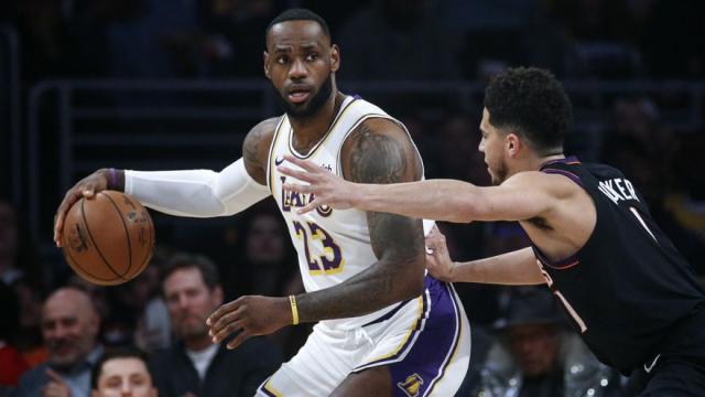 Inicio de a�o prometedor para LeBron y los Lakers