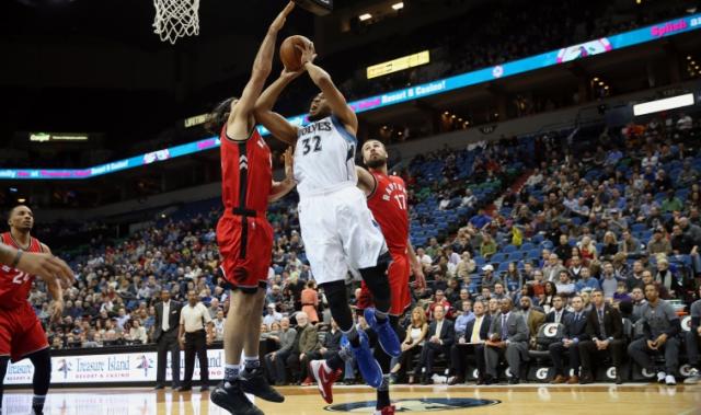 Toronto sac� lo mejor de Towns