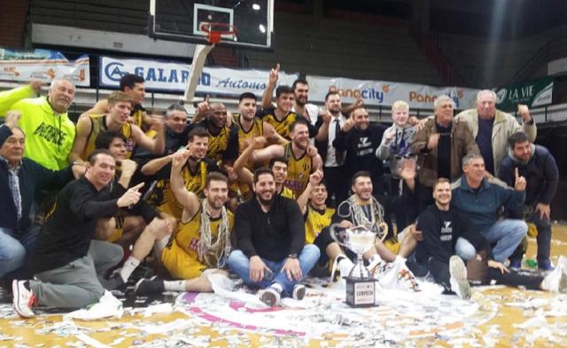 Otra vez en lo m�s alto