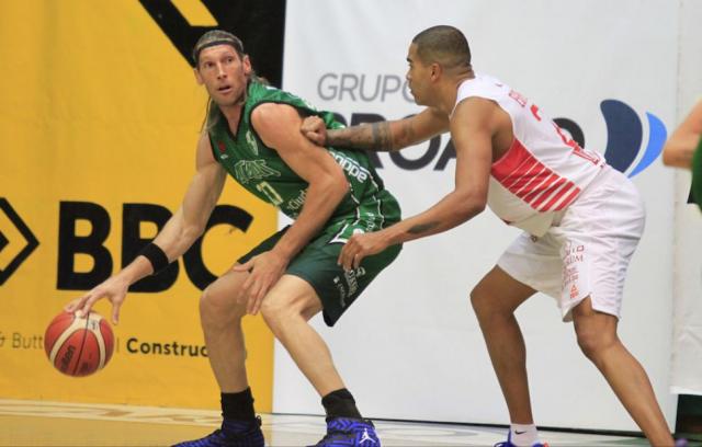 Herrmann sufri� un desgarro