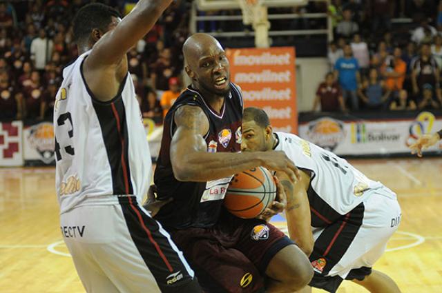 Curtis Withers y Fabi�n Sahdi las caras nuevas de Comunicaciones