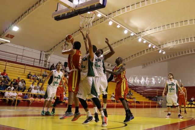 Barrio Parque peg� duro