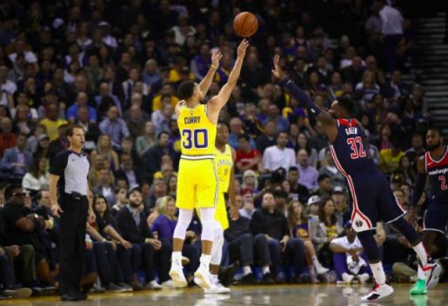 Warriors explot�, Bucks y Raptors a pleno