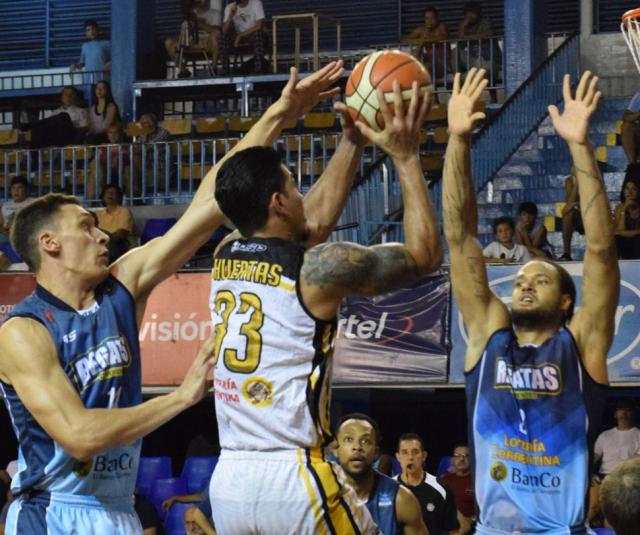 Regatas se recompuso ante �Comu�