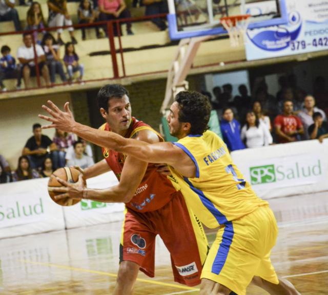 Quilmes sum� a Calvi y renov� a Romero