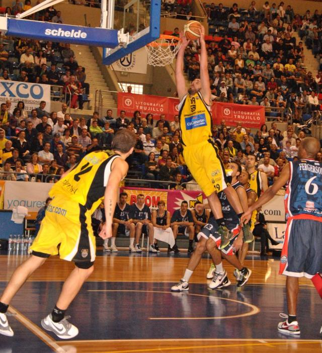 �La decisi�n era simplemente venir a jugar al b�squet�