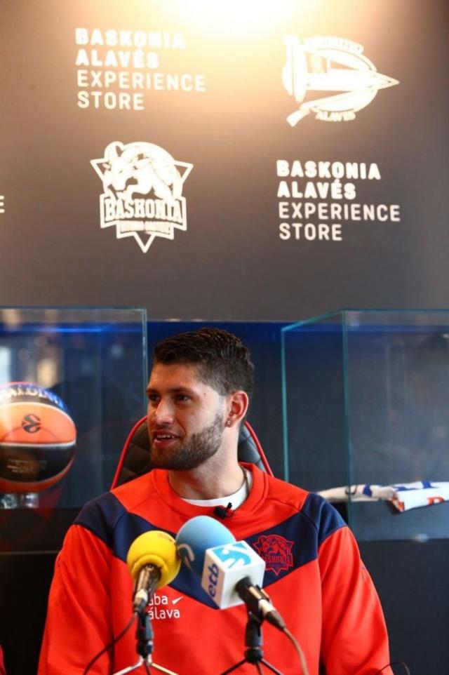 Garino: �Tengo muchas ganas de poder competir en lo m�s alto de b�squet europeo�